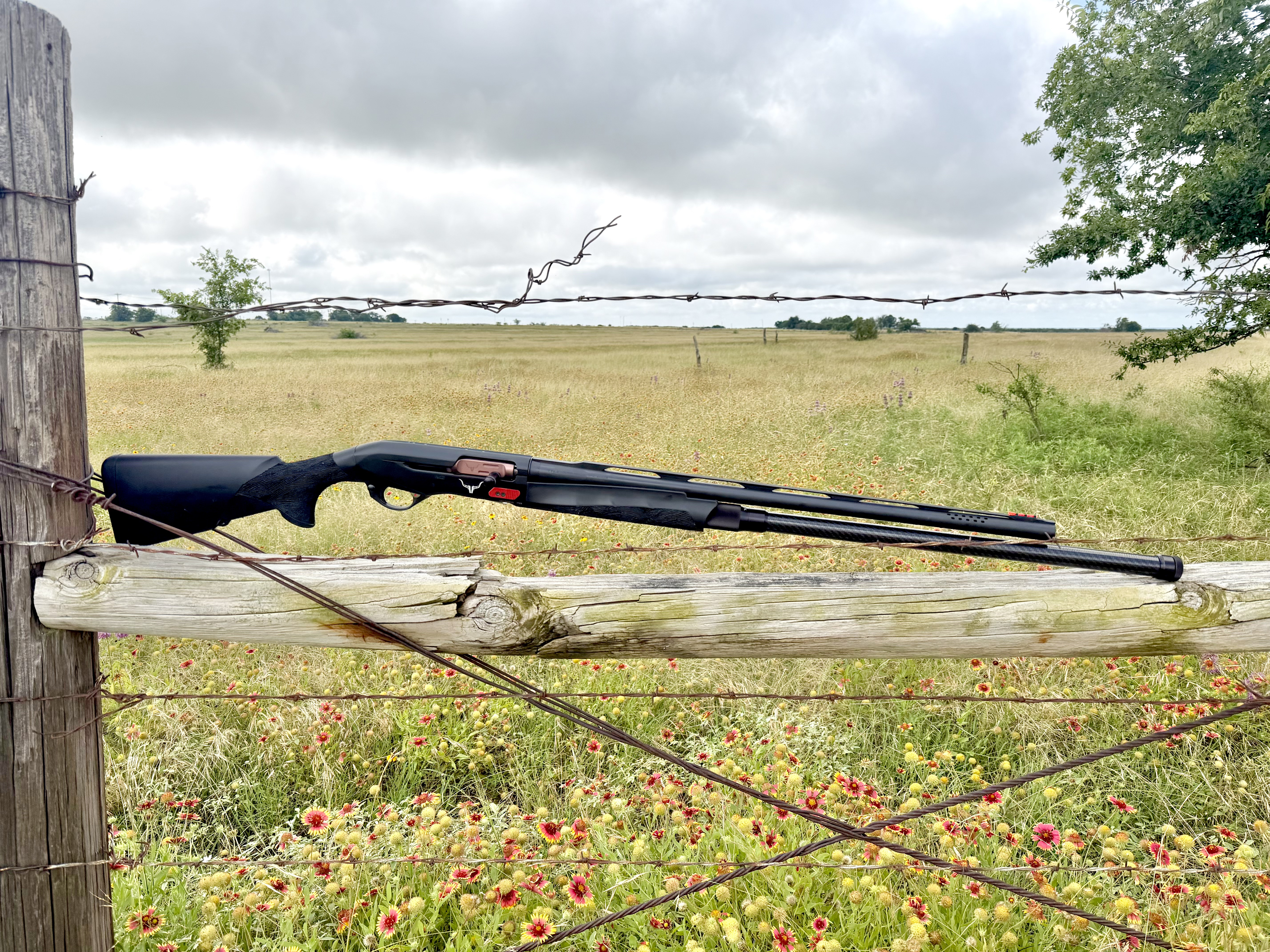 2023+ Benelli M2 with competition package, stippled furniture and magna port barrel